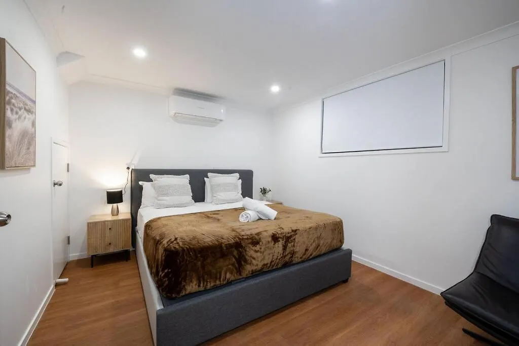 Prázdninový dům Vila Relaxation 2Br/1.5Ba House W Parking Near Beach Brisbane Austrálie